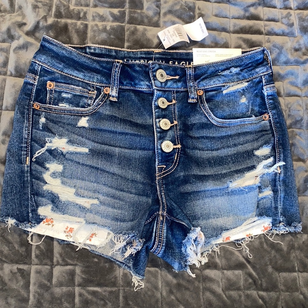 NWT AMERICAN EAGLE HIGH RISE SHORTS
